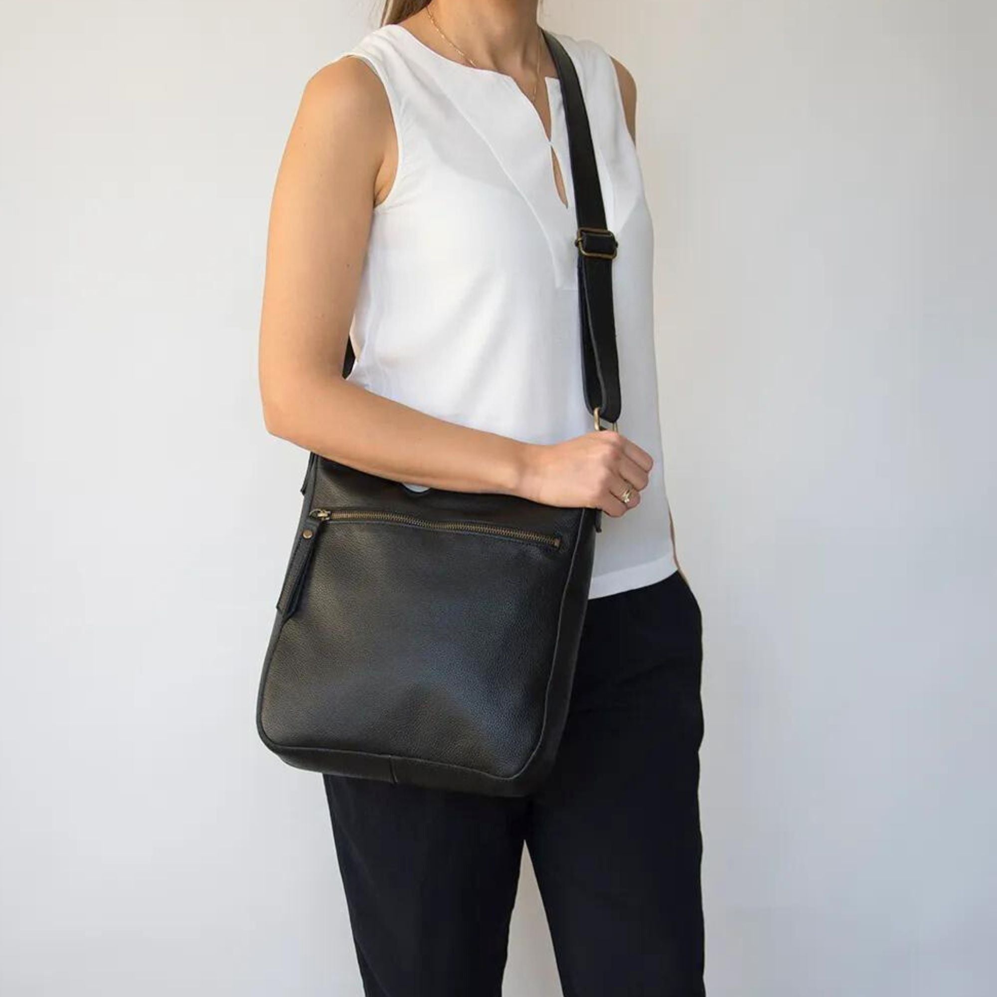 DEKVIO White-Stitch Genuine Leather Replacement Shoulder Strap | Universal Adjustable Crossbody Strap for Duffle, Messenger, Laptop & Briefcase Bags