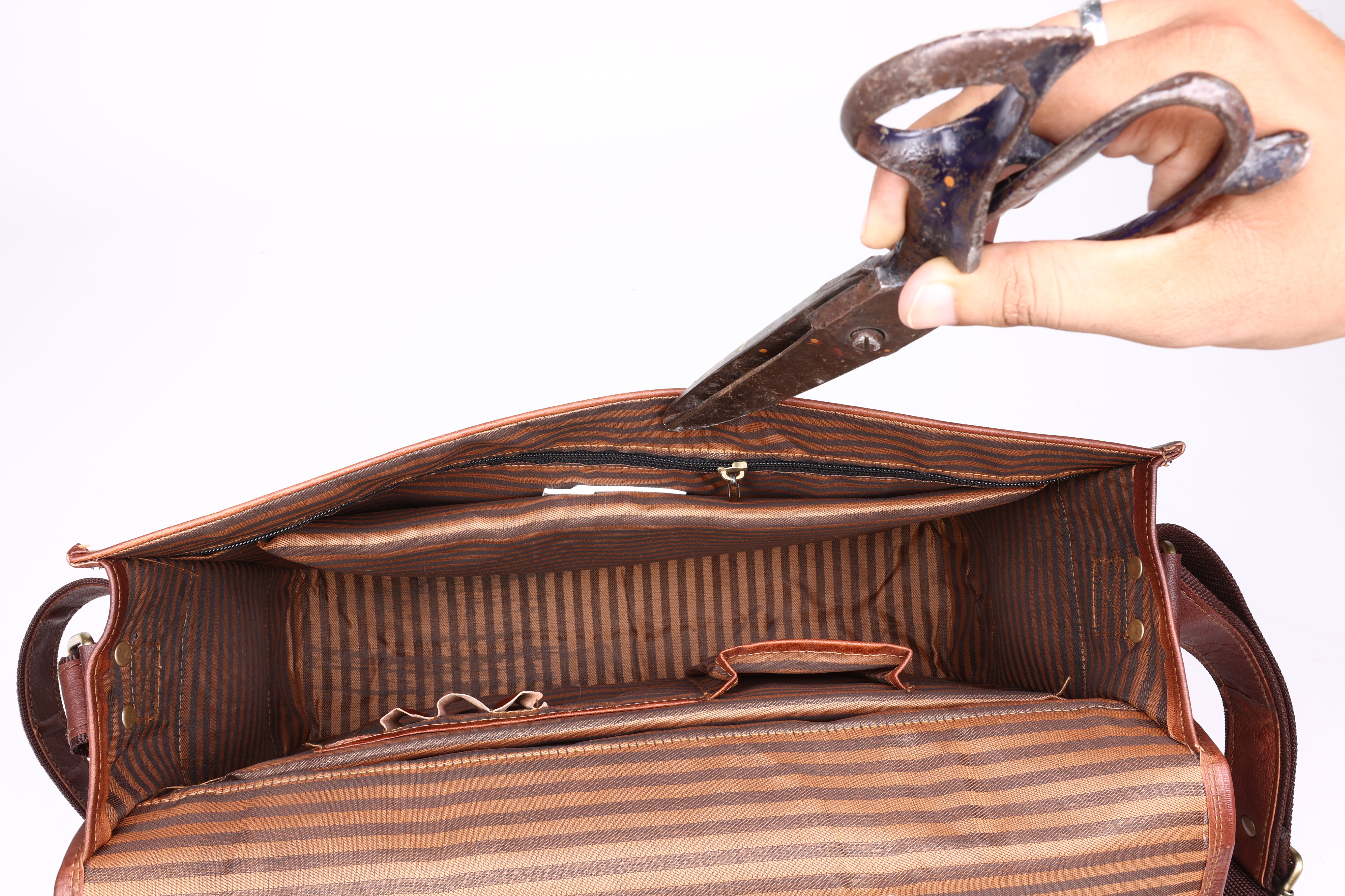 DEKVIO Leather Messenger Bag 15.6 Inch Laptop Briefcase Vintage Crossbody Shoulder Satchel for Men Women
