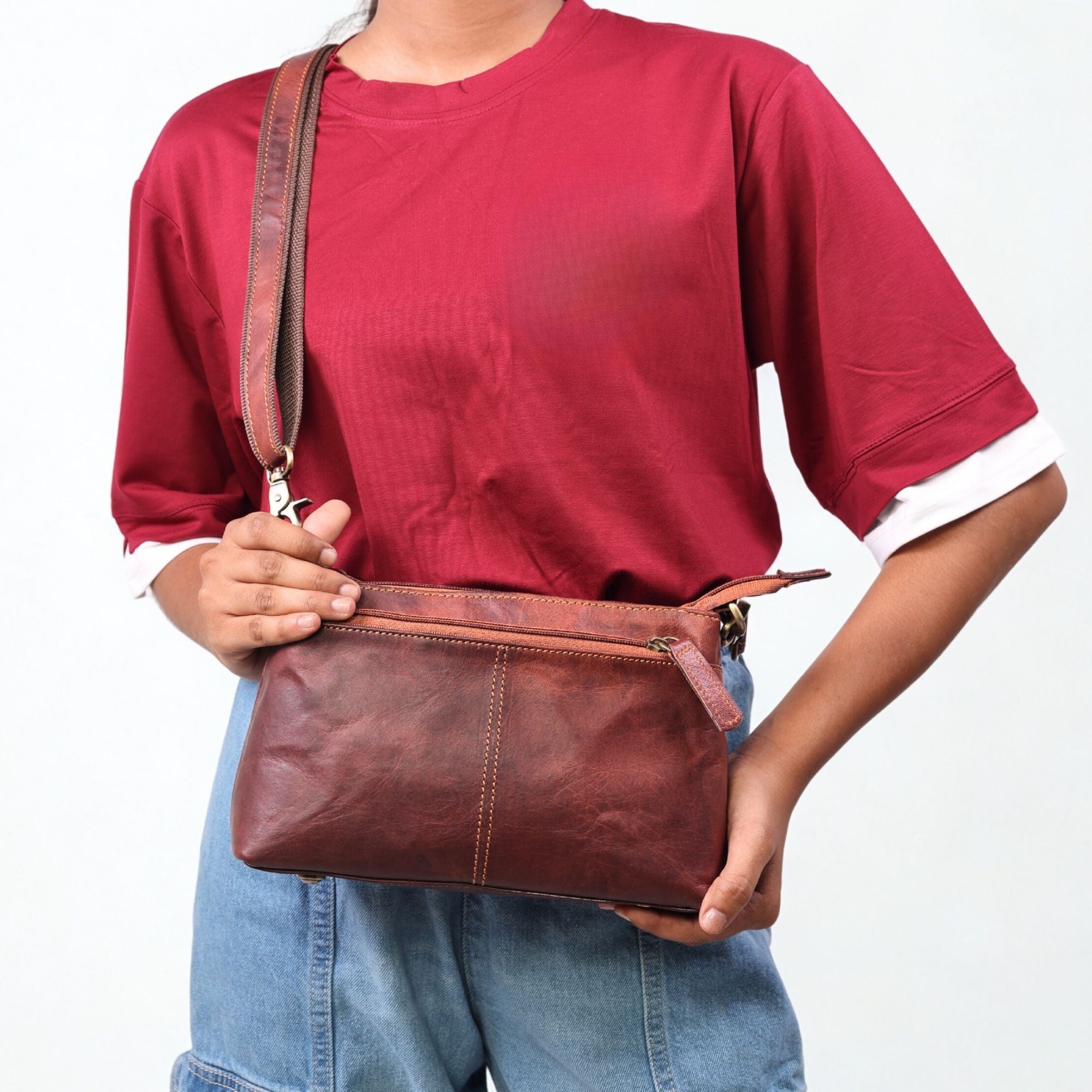 DEKVIO Small Genuine Leather Crossbody Purse for Women | 3-Zip Vintage Leather Shoulder Bag | Brown, Coffee, Tan, Black