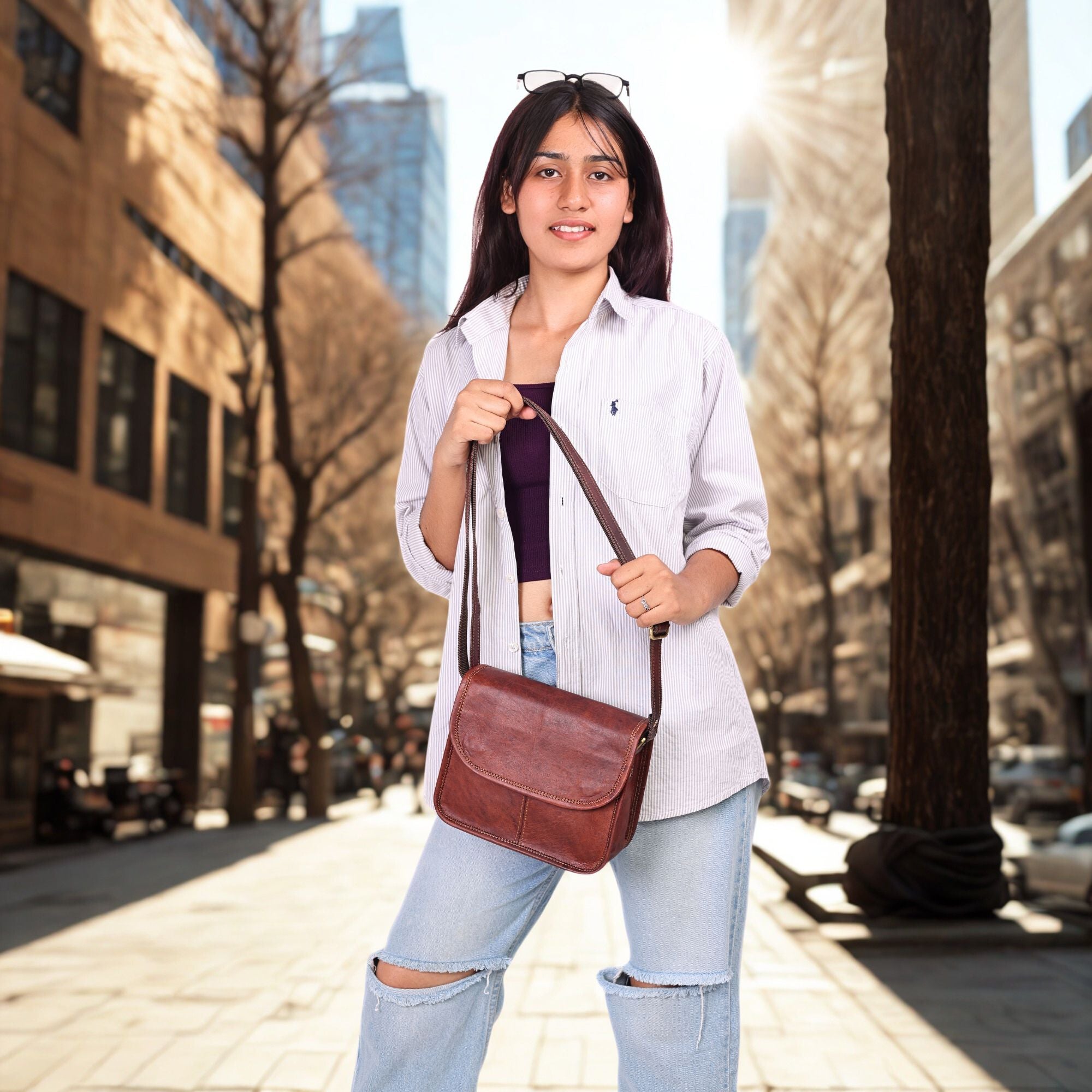 DEKVIO Small Leather Crossbody Purse for Women | Genuine Leather Saddle Bag | Magnetic Closure | Compact Shoulder Bag | Brown, Coffee, Tan, Black