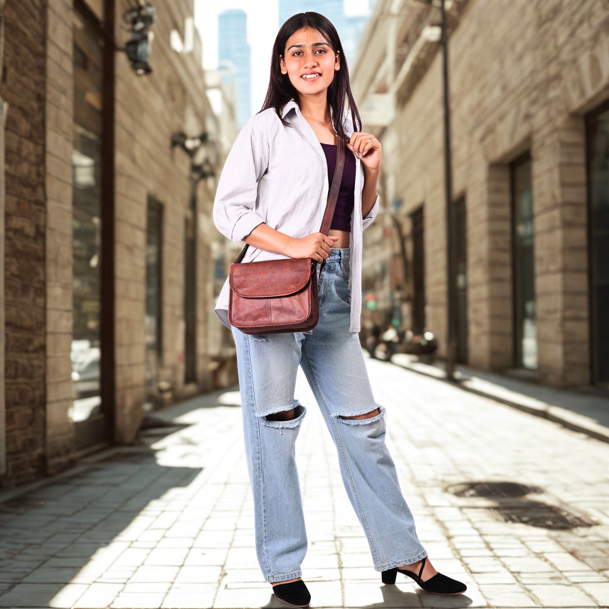 DEKVIO Small Leather Crossbody Purse for Women | Genuine Leather Saddle Bag | Magnetic Closure | Compact Shoulder Bag | Brown, Coffee, Tan, Black