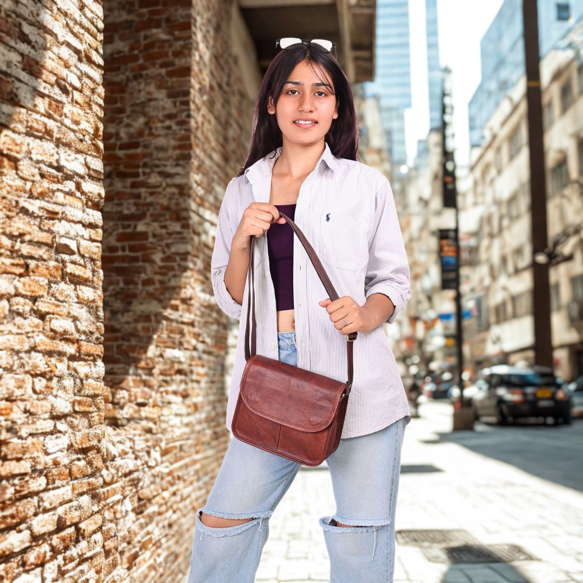 DEKVIO Small Leather Crossbody Purse for Women | Genuine Leather Saddle Bag | Magnetic Closure | Compact Shoulder Bag | Brown, Coffee, Tan, Black