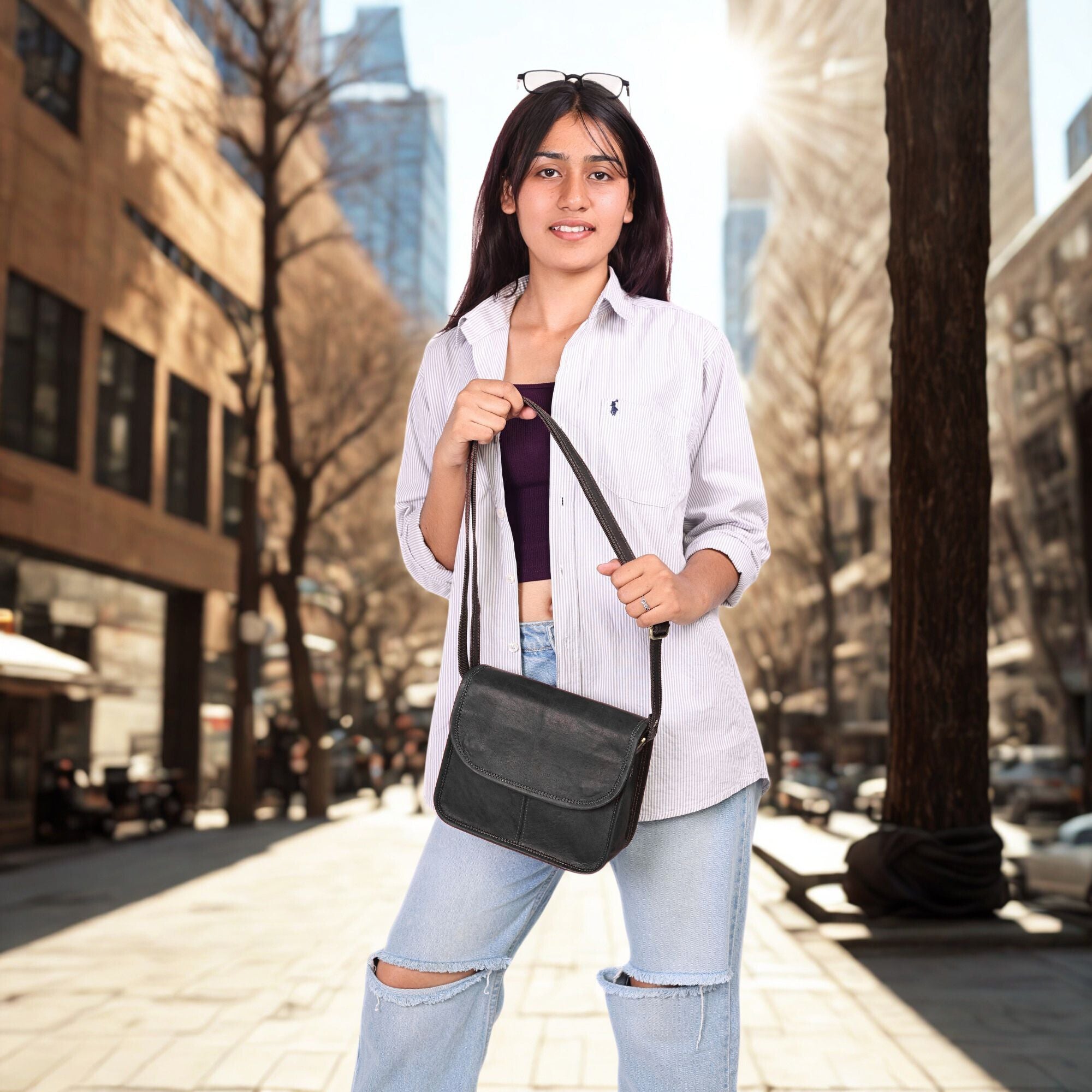 DEKVIO Small Leather Crossbody Purse for Women | Genuine Leather Saddle Bag | Magnetic Closure | Compact Shoulder Bag | Brown, Coffee, Tan, Black